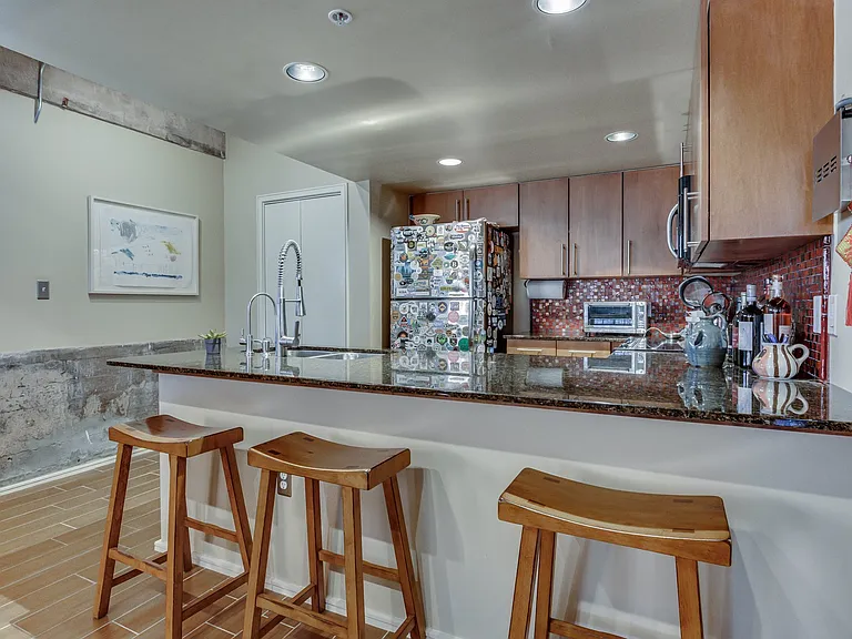 1209 N Harvey Ave #102 — Photo 8