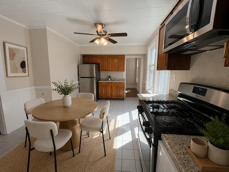 15 Phillips St #2 — Photo 9