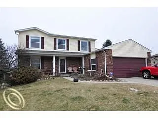 4932 Lore Dr photo 1