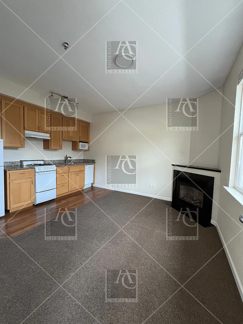 251 High Street A-J — Photo 2