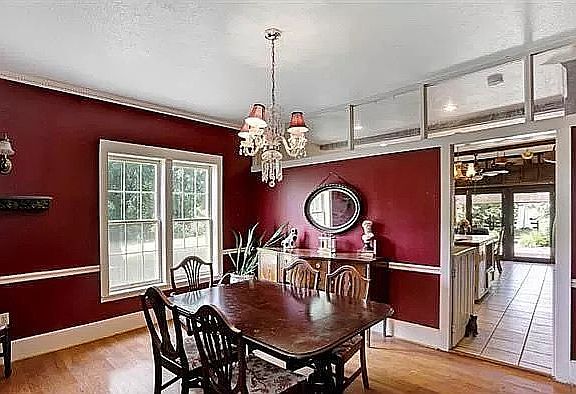 4th image of 1613 Hurricane Creek Rd