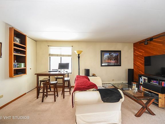 4th image of 314 W Miner St APT 2B
