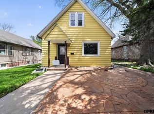 4719 S 18th St, Omaha, NE 68107