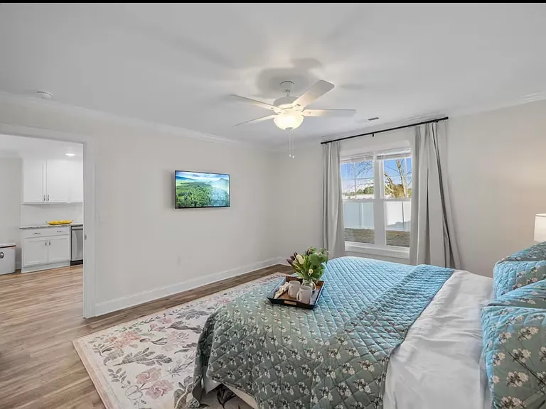 716B Sarah Rebecca Dr #B — Photo 7