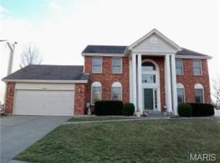 3005 Royal Highlands Dr, Saint Louis, MO 63129