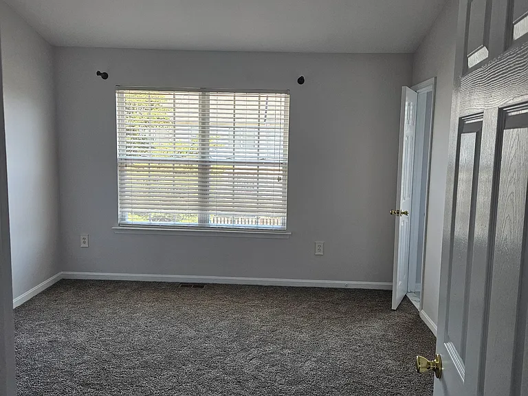 10624 Riva Pl — Photo 11