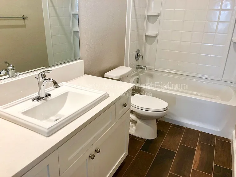 4150 Duncan Ave — Photo 24