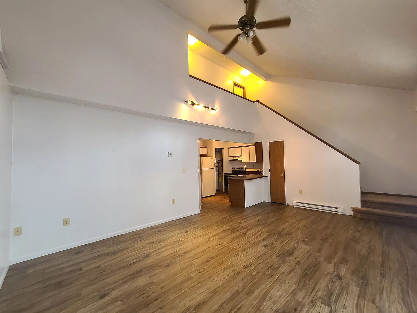 3 bedroom, 2 bathroom unit available 5/19/27 — Photo 3