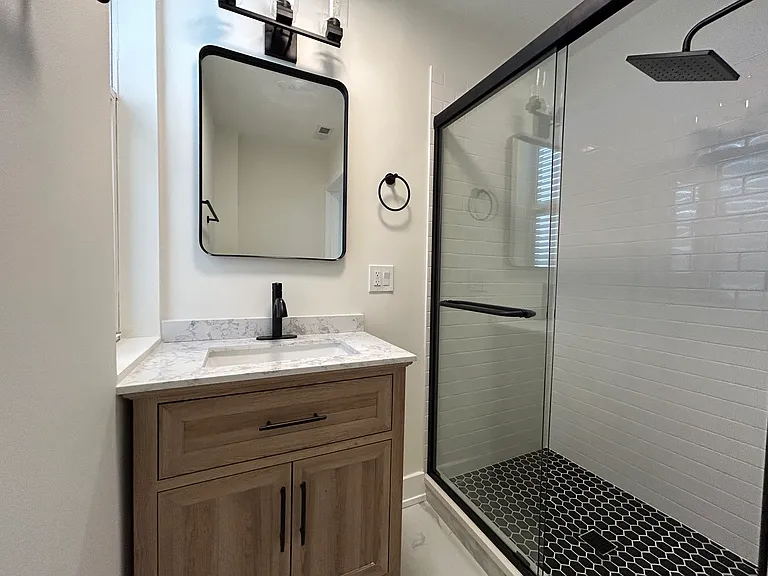 1311 W Ohio St #2 — Photo 8