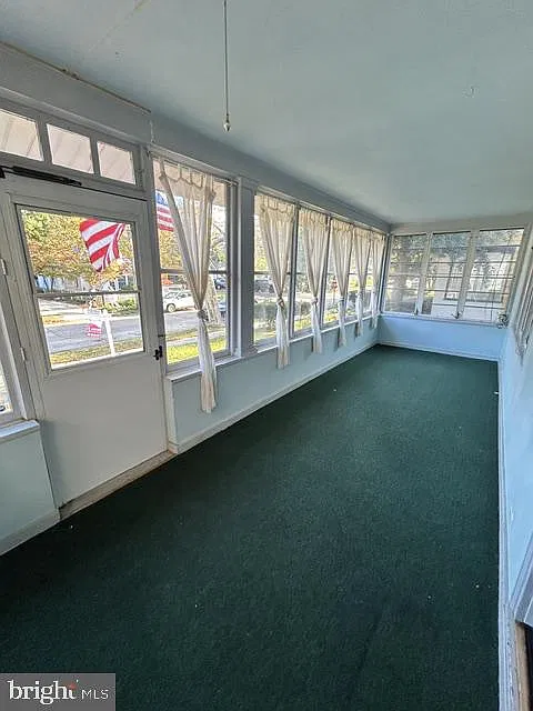 3 bed, 1.5 bath, 1344 sqft, $2,850 — Photo 2