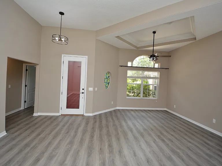 18 Wellwater Dr — Photo 8