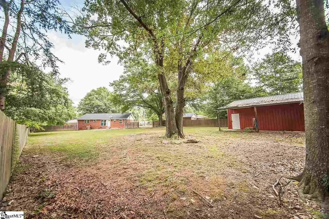 10 Greenfield Ct — Photo 3
