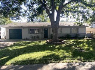 3013 Encanto Dr, Roswell, NM 88201
