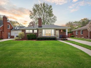 3933 Amherst Rd, Royal Oak, MI 48073