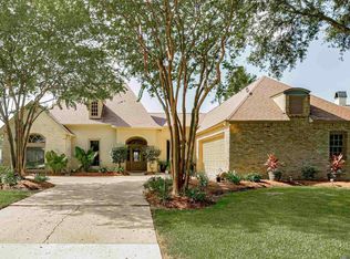 40204 Pelican Point Pkwy, Gonzales, LA 70737