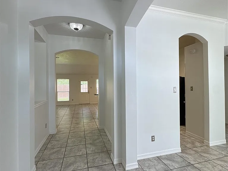 3210 Woodcreek Glen Ln — Photo 19
