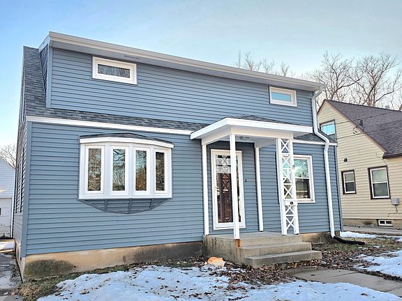 2nd image of 635 10th St NE