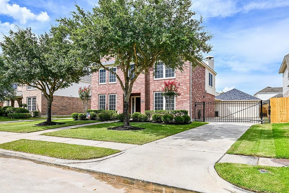 1st image of 4431 Desert Cliff Ct