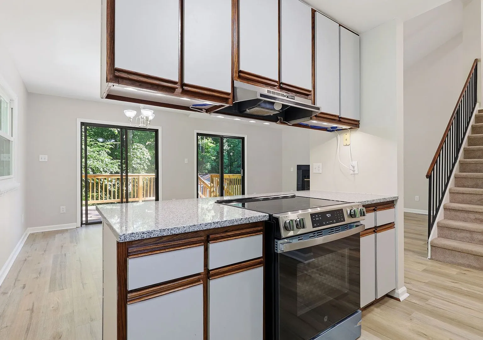 Wooded Retreat with Acreage, Two-Car Garage & Google Fiber. 4- 12 month lease option! — Photo 3