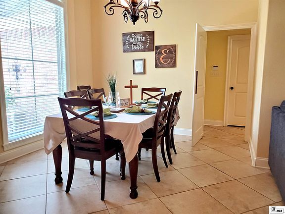 2nd image of 105 Temecula Dr