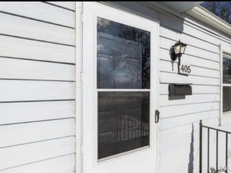 405 Estelle Ave — Photo 14