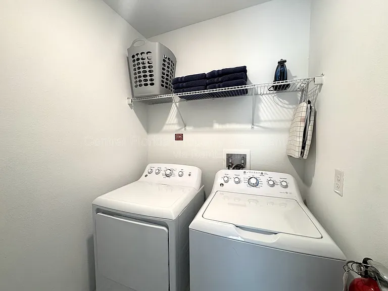 1031 Splash Shot Pl — Photo 10