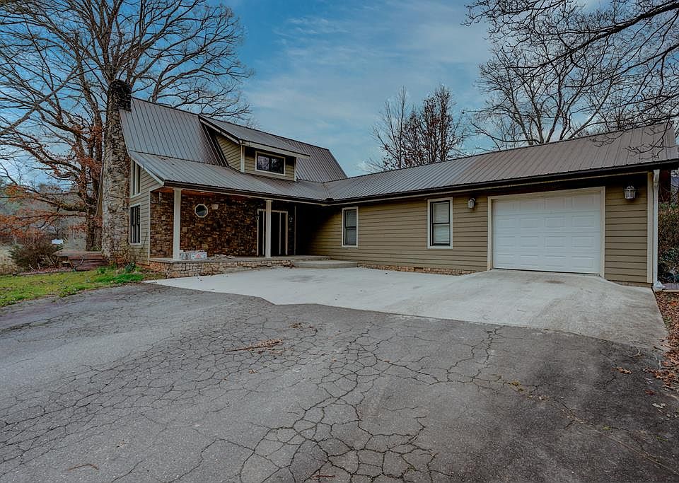 540 Toot Hollow Rd Bryson City Nc 28713 Mls 26018731 Zillow