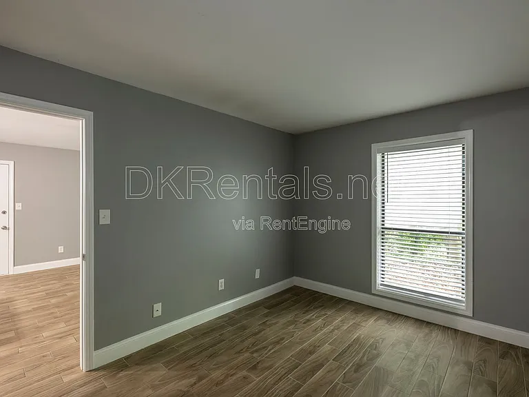 1309 Summit North Dr NE — Photo 13