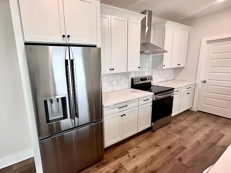 615 Waco Dr — Photo 10