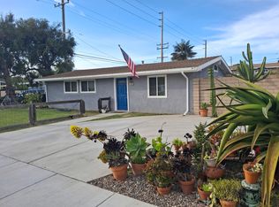 898 Towne St, Costa Mesa, CA 92627