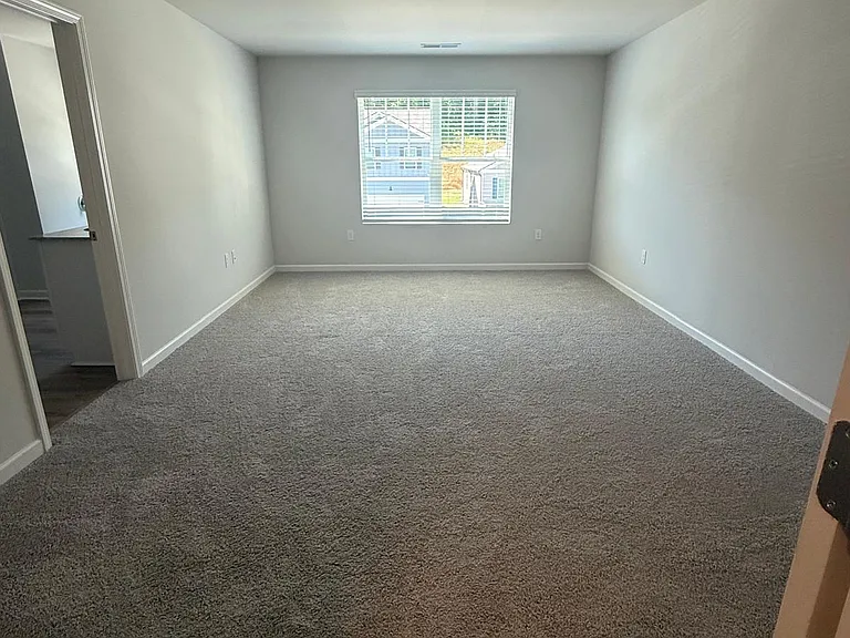 2914 Daxton Ln — Photo 12