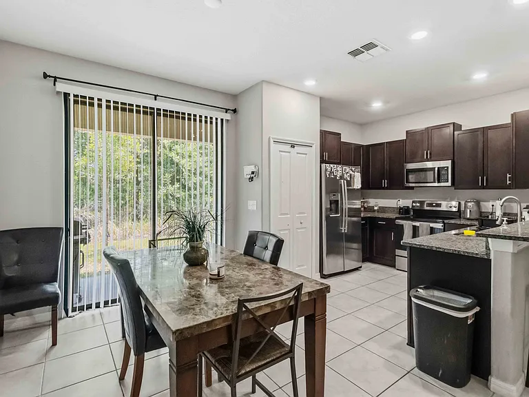 9622 Pembrooke Pines Dr — Photo 1