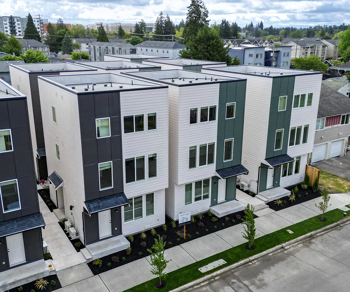 Building Photo - 4315 S Alder St