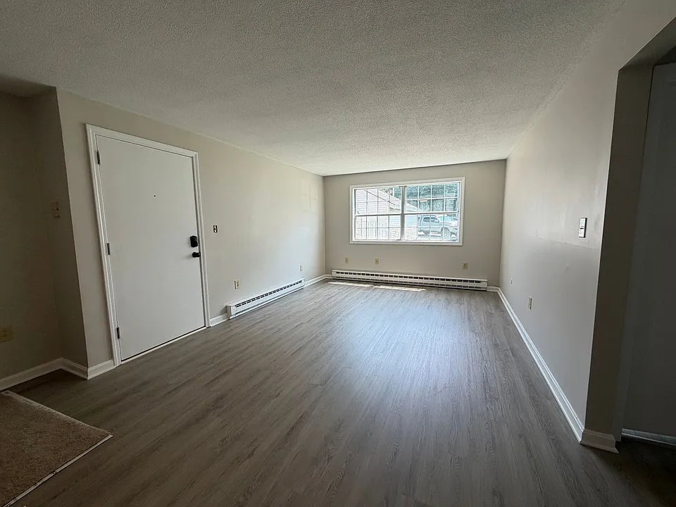 104.5 Washington St #1