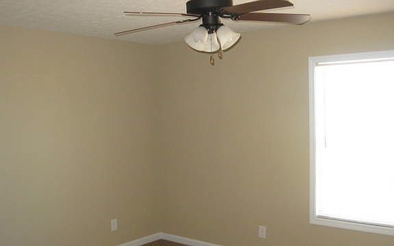 3rd image of 820 Professional Park Dr APT 3-D