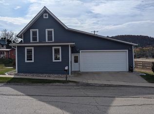 100 Cross St, Soldiers Grove, WI 54655