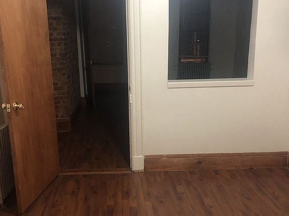 4th image of 277 23rd St APT 3R