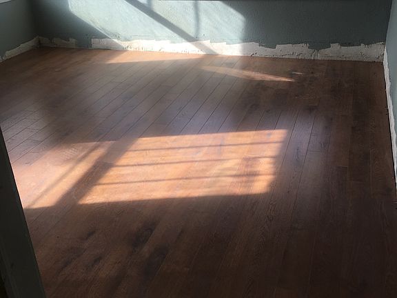2nd image of 729 I St