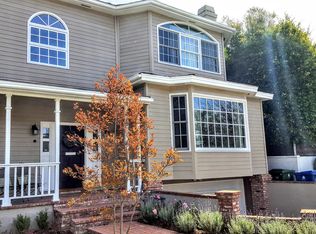 8128 Regis Way, Los Angeles, CA 90045