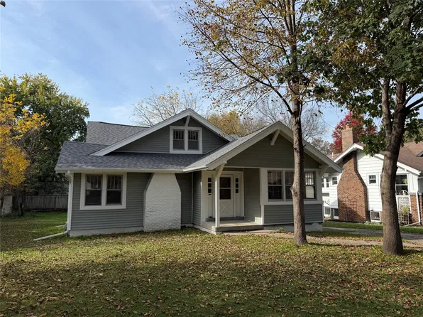 1424 42nd St, Des Moines, IA 50311