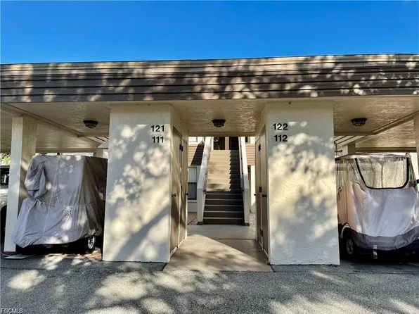 5650 Trailwinds Dr APT 122, Fort Myers, FL 33907