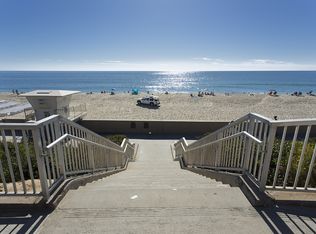 360 Chinquapin Ave APT 5, Carlsbad, CA 92008