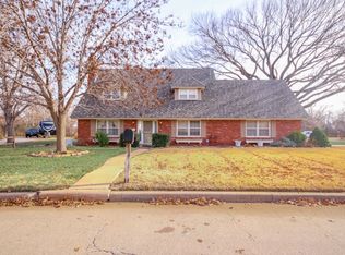 268 S Bonnie Brae St, Wichita, KS 67207
