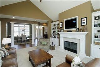 4th image of 3821 Hollow Wood Dr