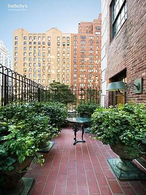 4th image of 778 Park Ave Floor 2