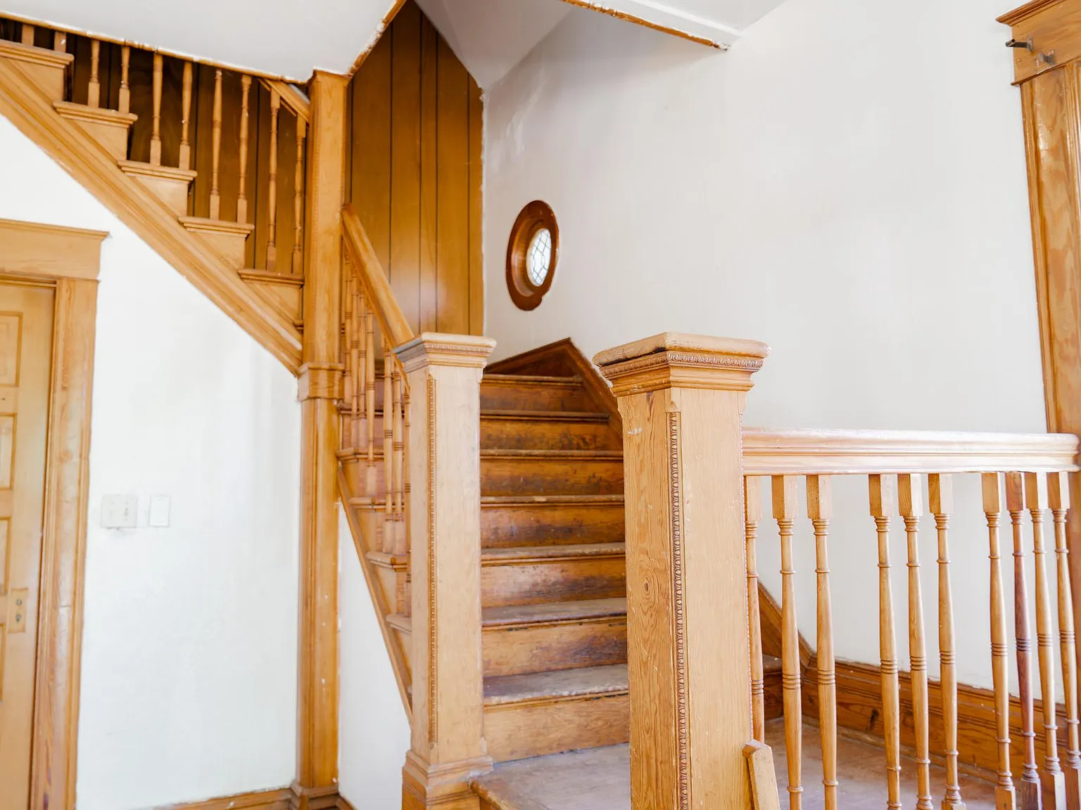 6 bed, 2476 sqft, $13,500 — Photo 3