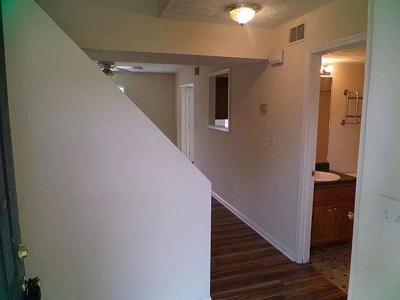 2nd image of 318 Bypass Plaza Dr