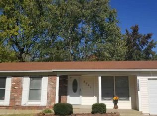 6751 Champana Dr, Florissant, MO 63033