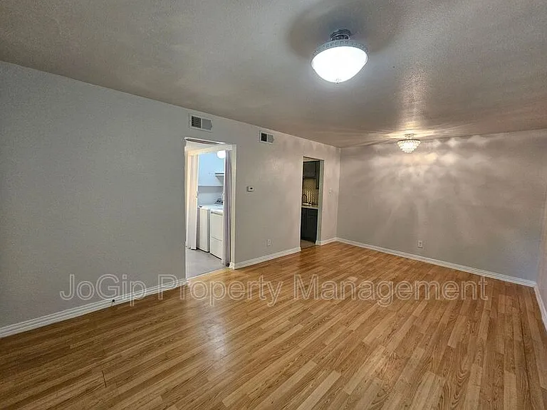 3121 Park Ln #1190 — Photo 8