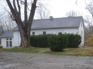 110 Kumo Dr, Murphysboro, IL 62966